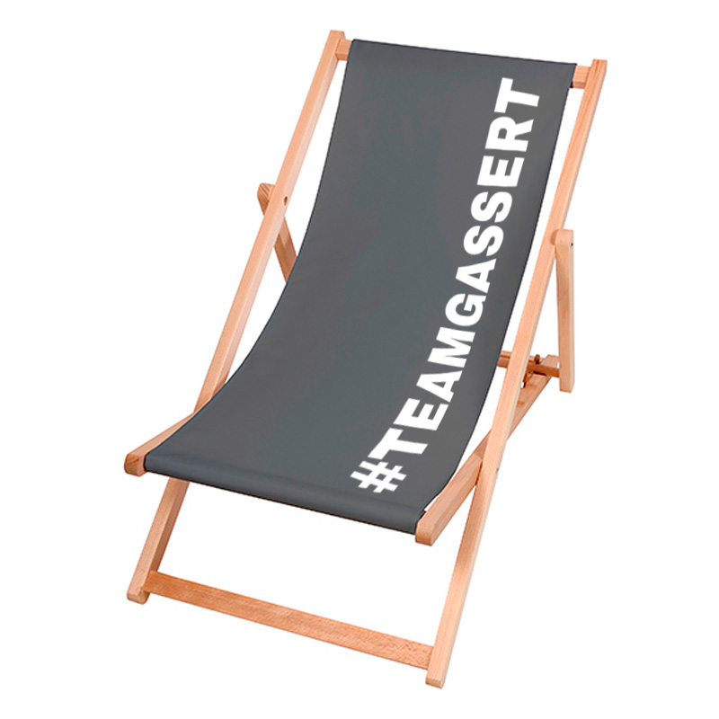 Liegestuhl mit Firmenlogo als Mitarbeitergeschenk